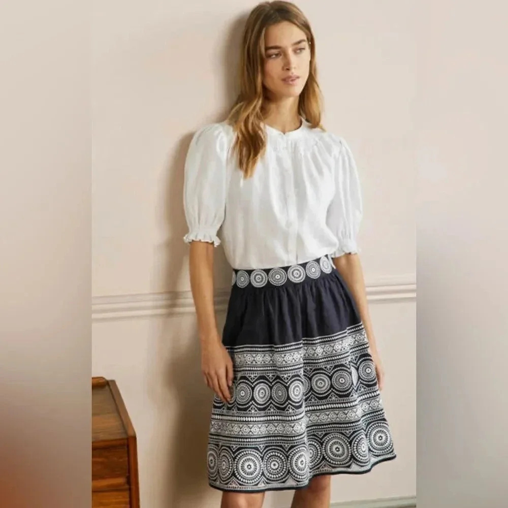 NEW Boden Tamsin Embroidered Linen skirt navy, Embroidery